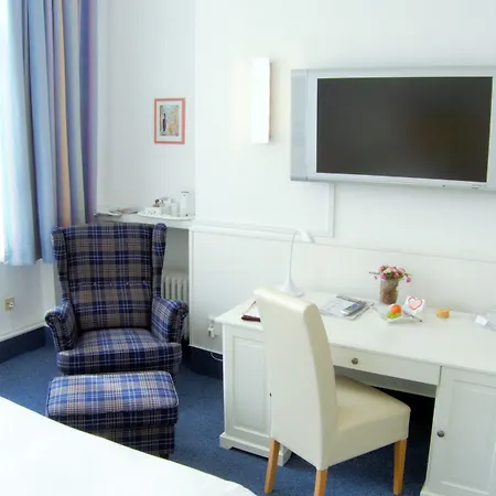 Otel Alpha 3*